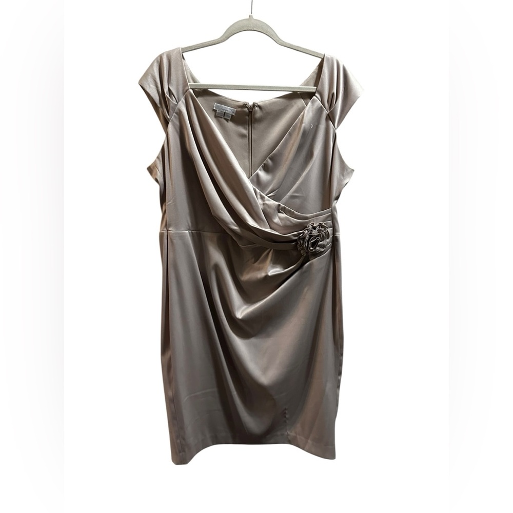 London Times Satin Cocktail Dress size 14 - Picture 2 of 8
